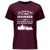 Wir kennen Orte wo dich niemand findet - Personalisierbares T-Shirt