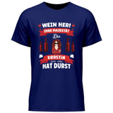 Wein her!
 - Personalisierbares T-Shirt