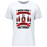 Wein her!
 - Personalisierbares T-Shirt