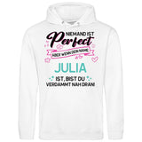 Niemand ist Perfect, aber… - Personalisierbarer Hoodie (Unisex)