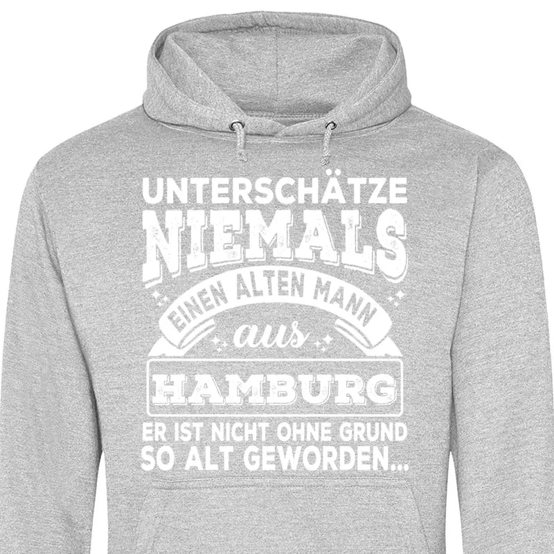 Unterschätze niemals einen alten Mann aus - Personalisierbarer Hoodie (Unisex)